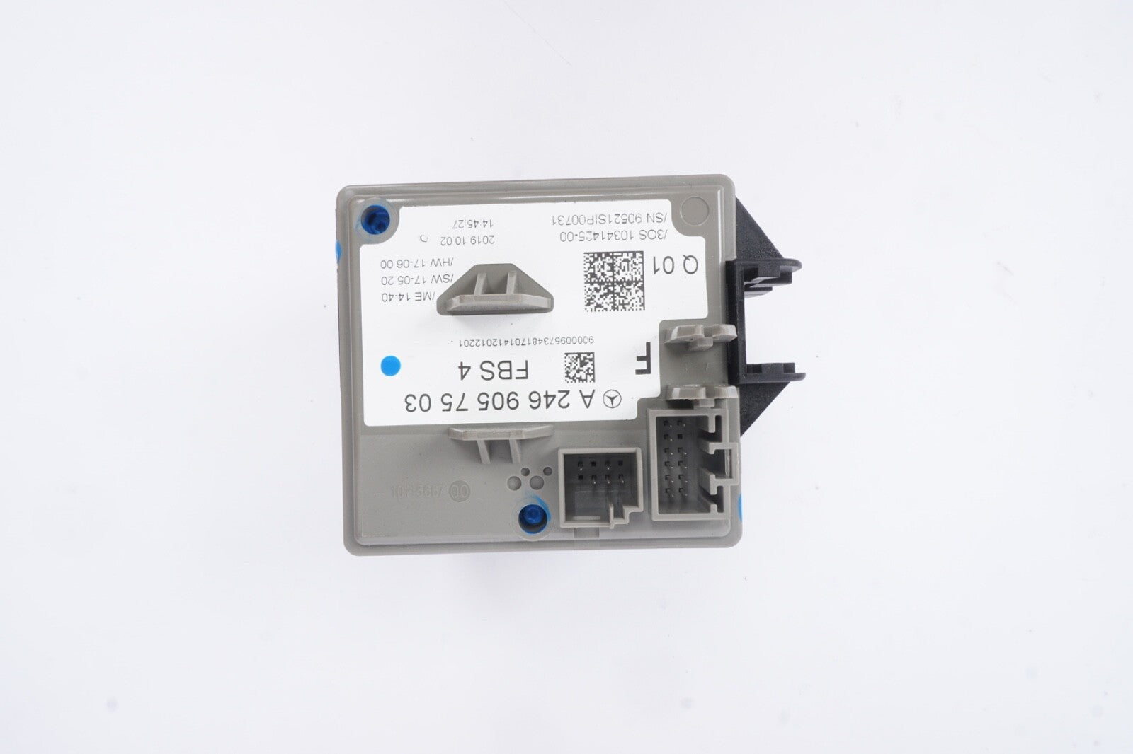 2016 - 2020 MERCEDES GLA250 X156 ENGINE IGNITION START STOP SWITCH BUTTON OEM