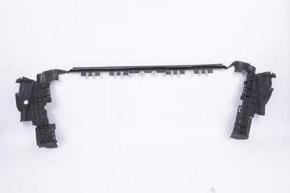 10-17 Mercedes W207 E350 E400 Radiator Support Baffle Air Duct 2075052530 OEM