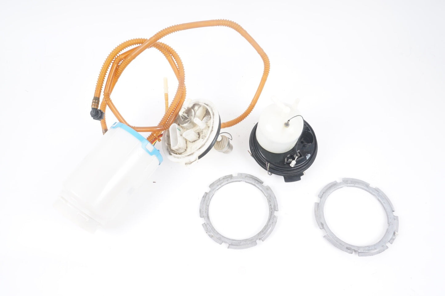 2015-2018 PORSCHE CAYENNE OEM 3.6L TANK MOUNTED FUEL PUMP ASSEMBLY LEFT & RIGHT