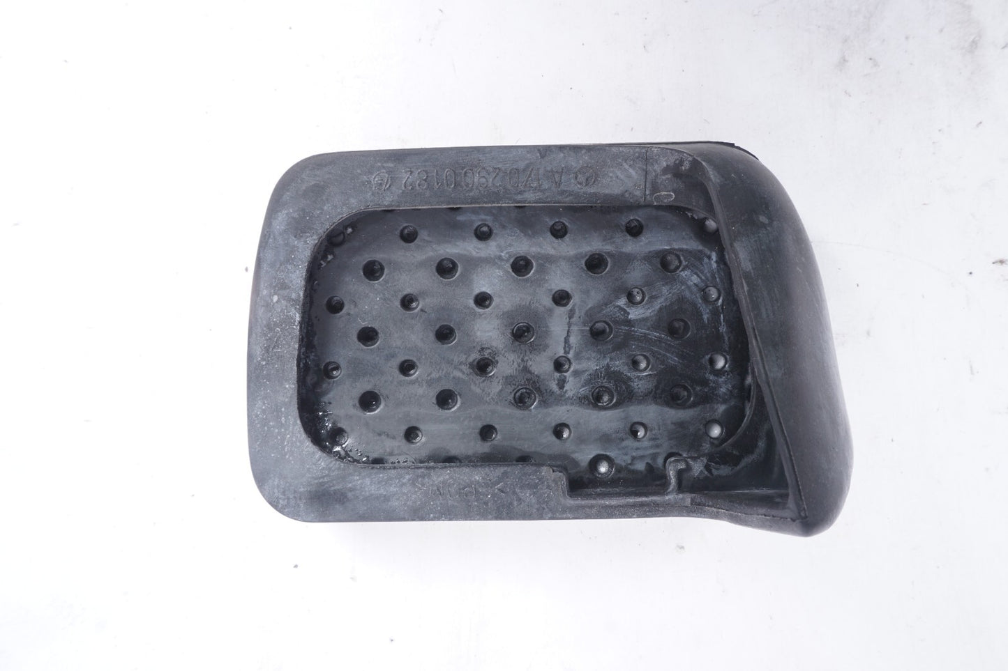 08-14 Mercedes C250 C300 C350 AT Brake Pedal Pad 1702900182 OEM