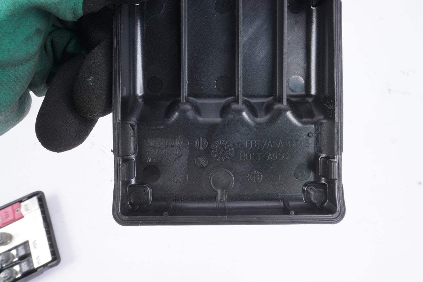 2014-2019 MINI BMW X2  F56 POWER DISTRIBUTION JUNCTION TERMINAL BOX OEM