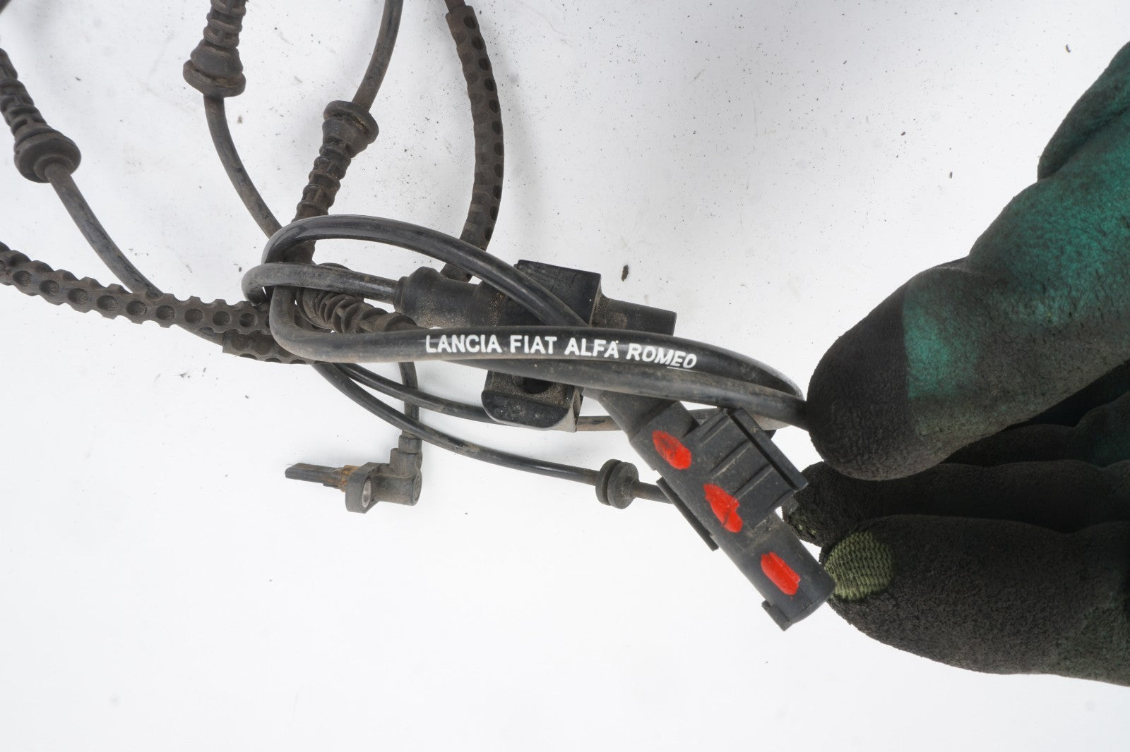 2015-2023 Jeep Renegade 2 ABS Wheel Speed Sensor Rear Left & Right OEM