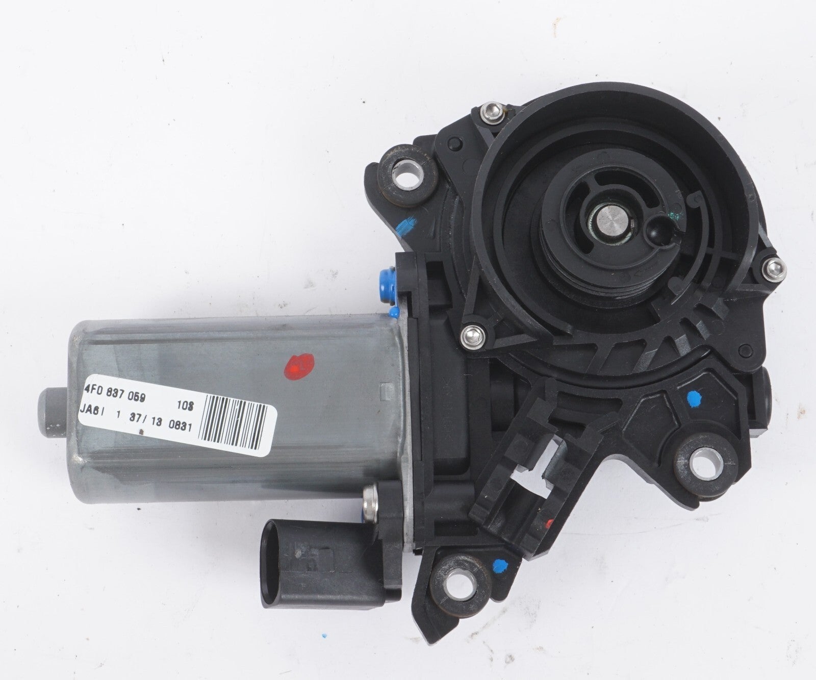 12-17 AUDI A8L A8 FRONT LEFT DRIVER POWER DOOR CLOSE ASSIST MOTOR  OEM
