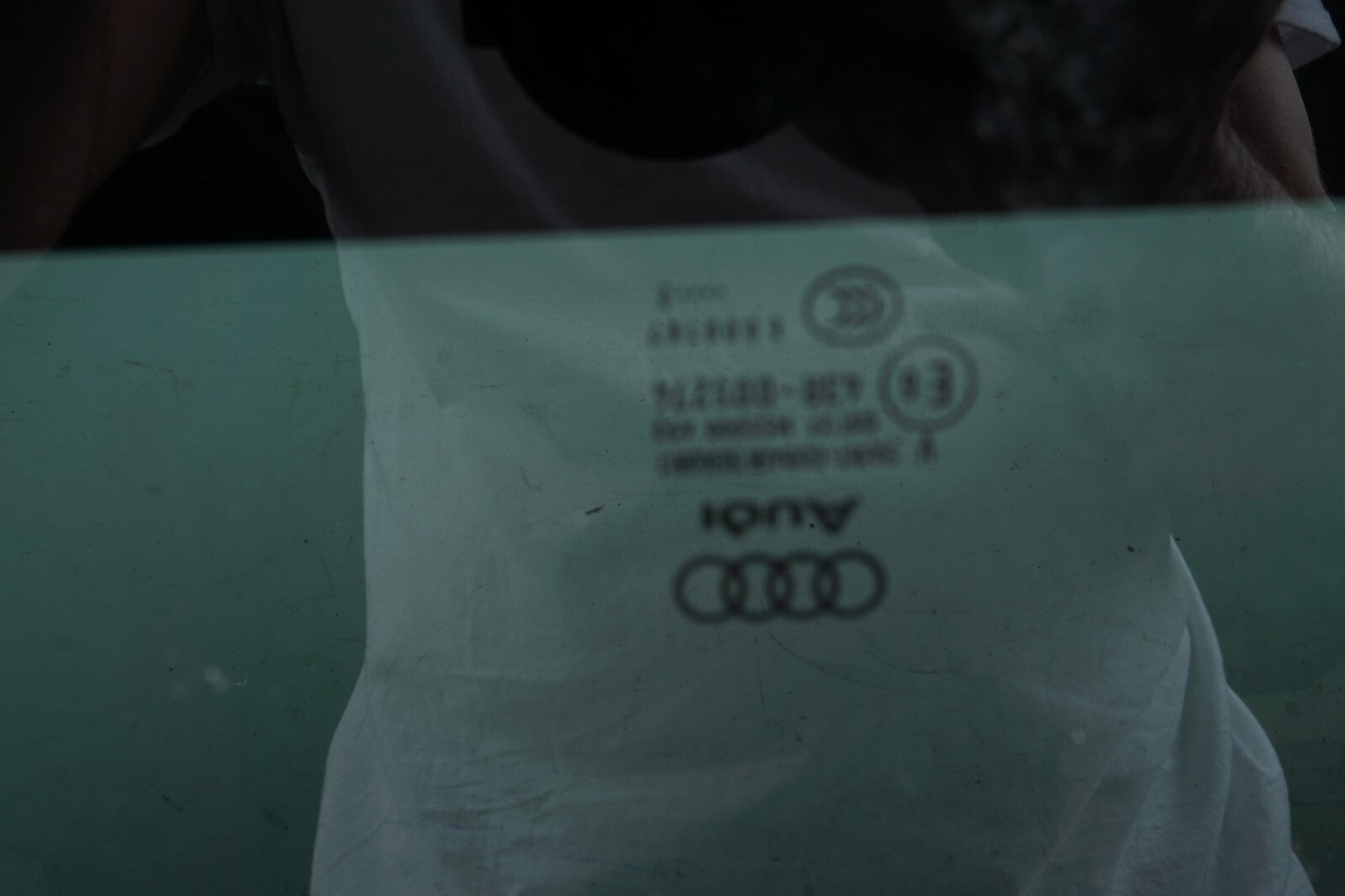 11-17 AUDI A8L FRONT PANARAMIC SUNROOF GLASS OEM