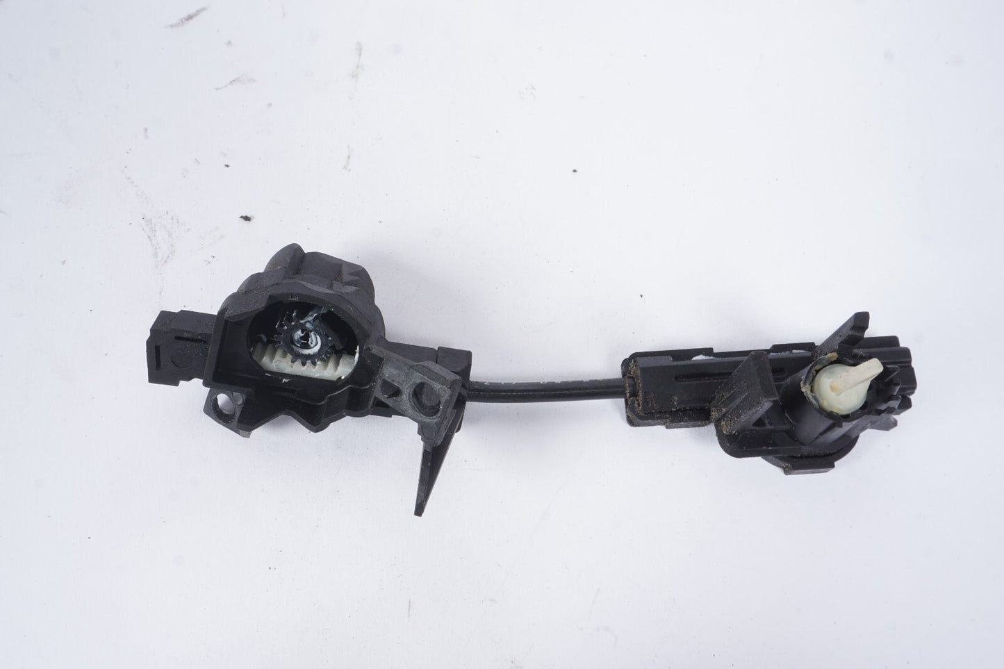 2004 - 2007 Audi A8 A8L 4.2L Ignition Set Key Lock Module Instrument Cluster OEM