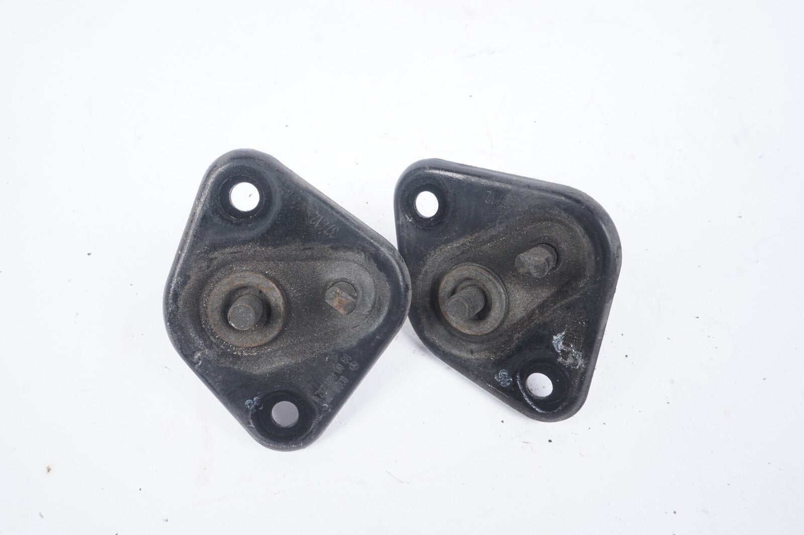 10-17 Mercedes W207 E350 E550 Coupe Door Lock Striker Left &Right OEM