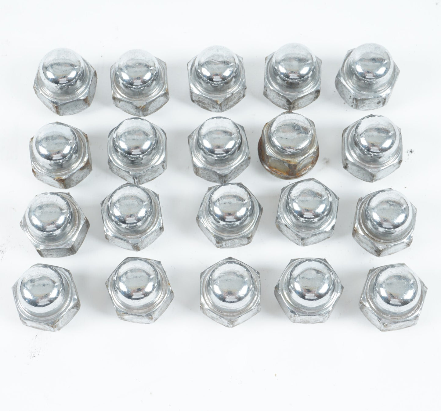 2013-2018 HYUNDAI SANTA FE WHEEL LUG NUT SET OF 20 OEM