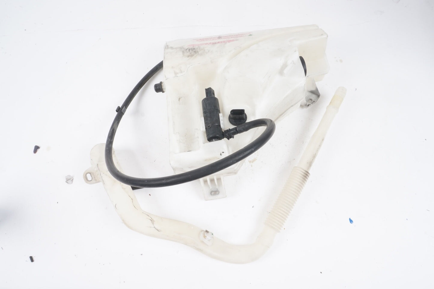 2011-2018 PORSCHE CAYENNE WIINDSHIELD WASHER FLUID TANK  7P0955453