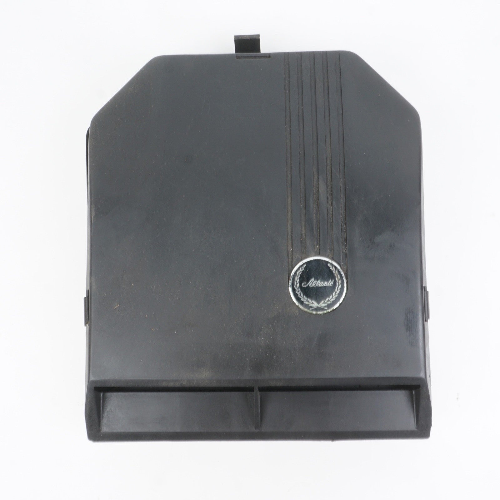 87-92 1987-1992 CADILLAC ALLANTE  ENGINE INTAKE AIR DUCT W/ EMBLEM