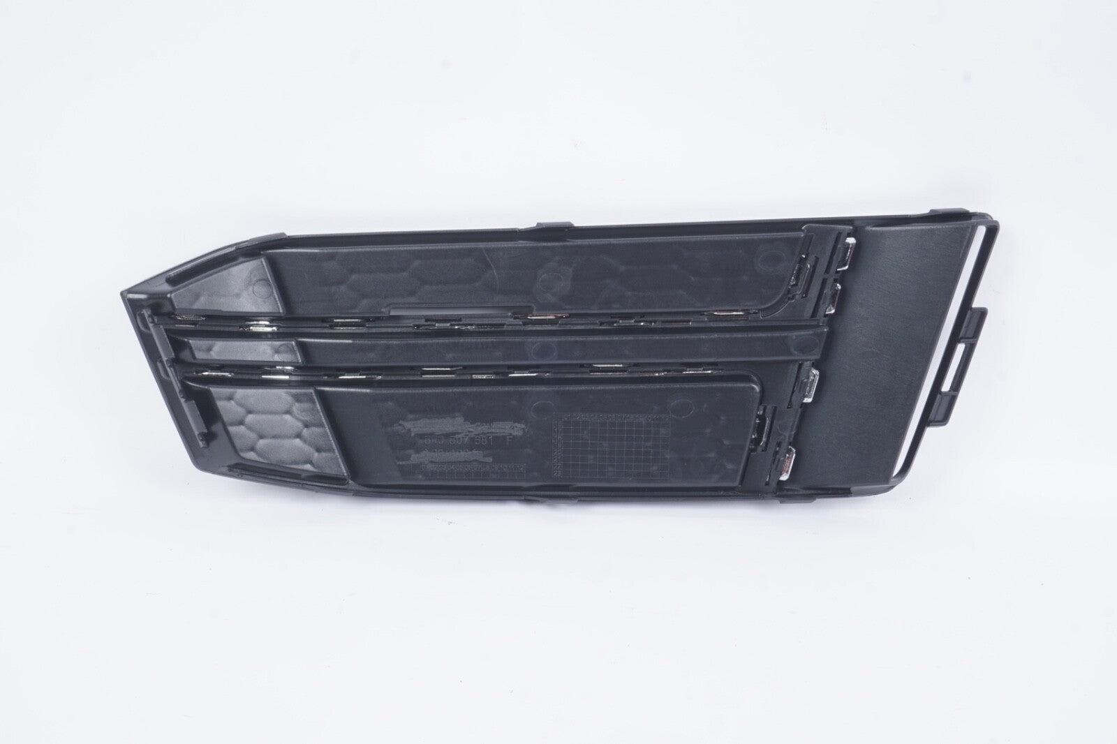 2017 Audi A4 B9 S Line Front Left Driver Side Lower Grille OEM 8W0807681F