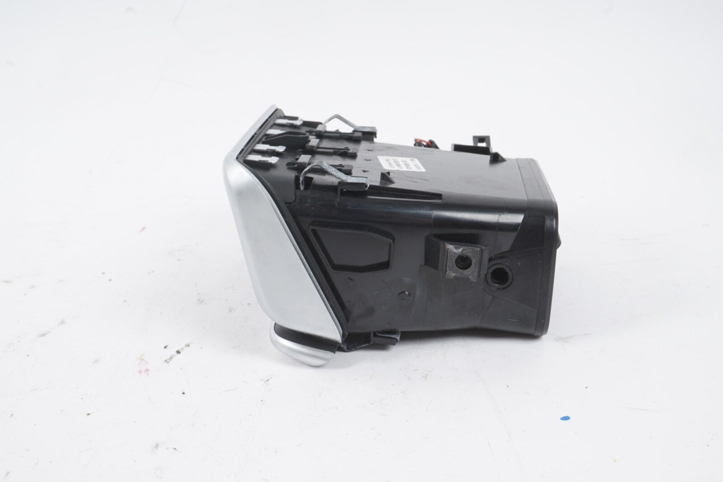 14-17 Maserati Ghibli Front Left Driver Side Dashboard AC Air Vent OEM