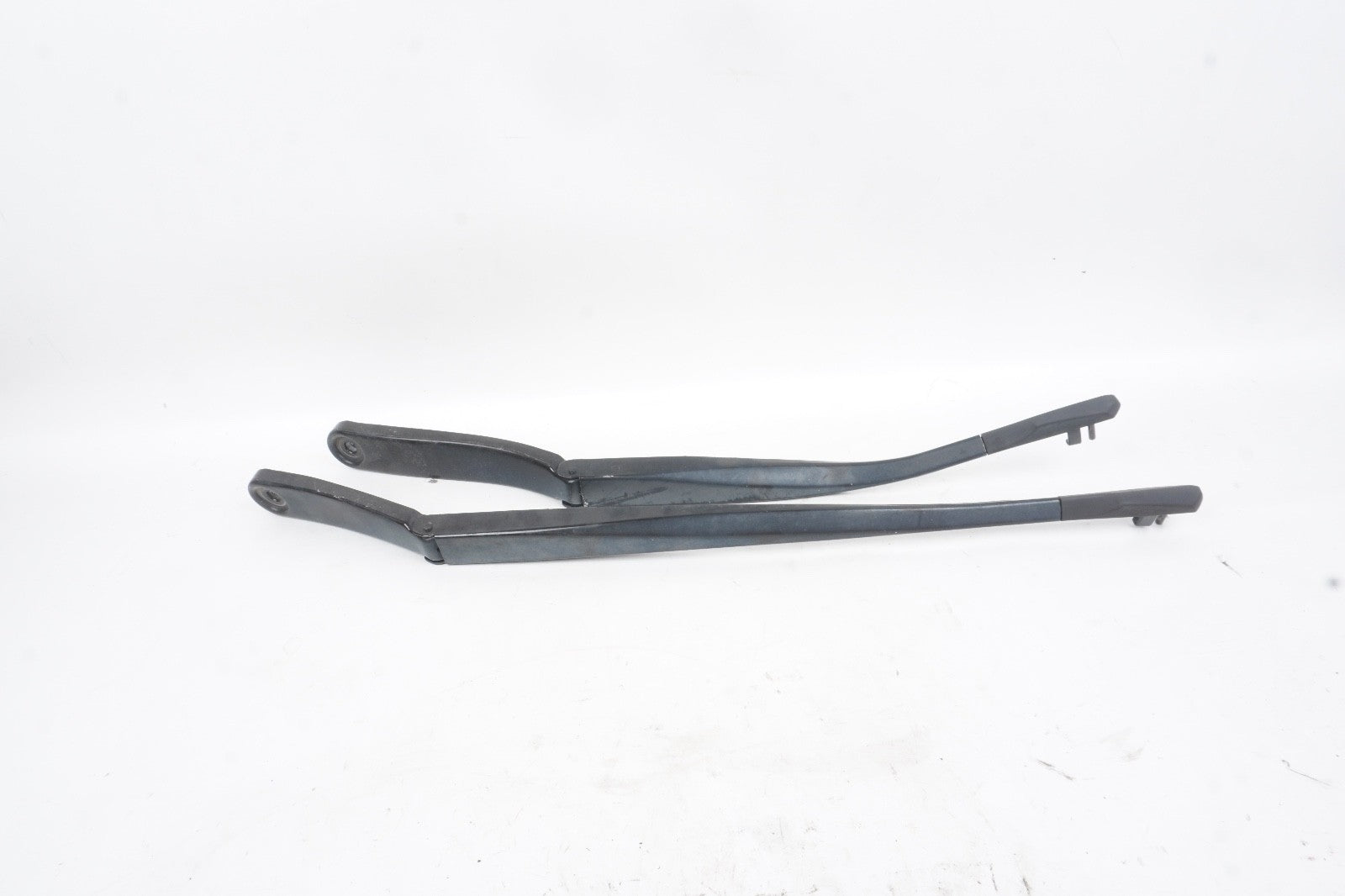 2012  –2017 BMW 650i Wiper Arms Set OEM 61617203156 61617314524