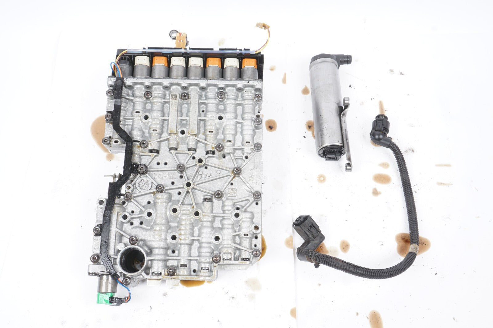 13-18 BMW 650I 4.4L N63 AT Transmission Valve Body Mechatronics  OEM