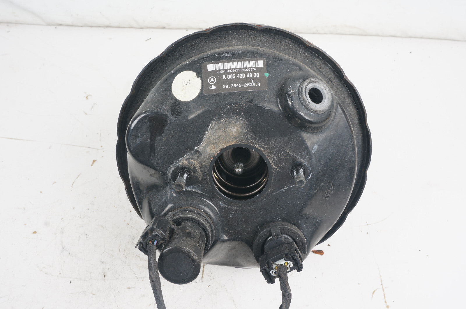 06 - 09 Mercedesz CLK350 CLK500 W209 POWER BRAKE BOOSTER A0054304830 OEM