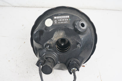 06 - 09 Mercedesz CLK350 CLK500 W209 POWER BRAKE BOOSTER A0054304830 OEM