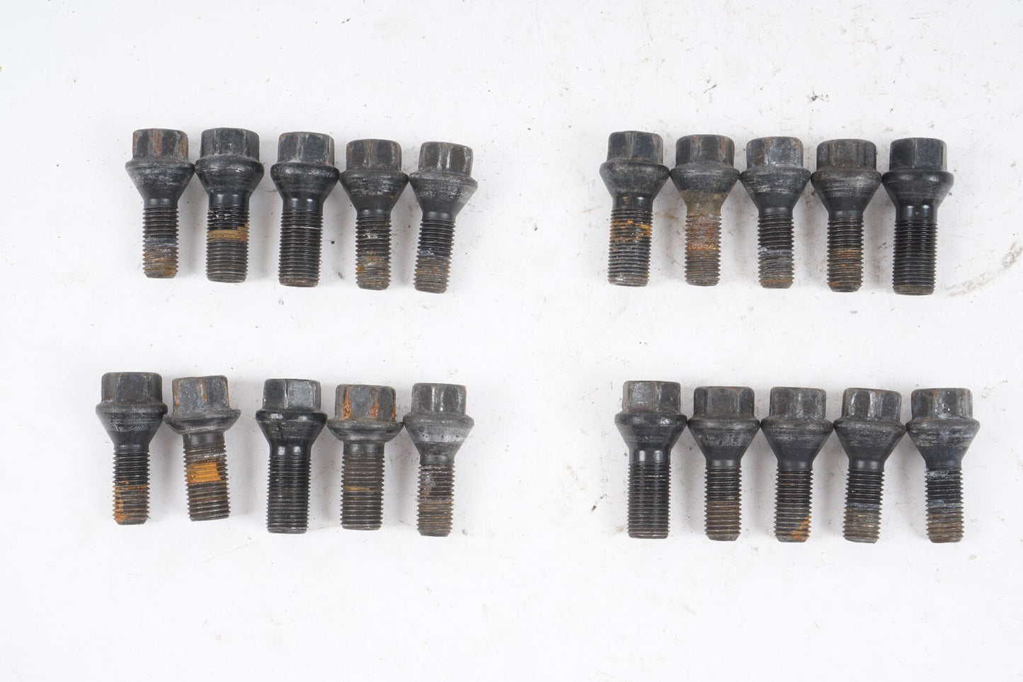 12 - 18 BMW F30 330I 328I 320I WHEEL LUG NUT NUTS SET of 20 OEM