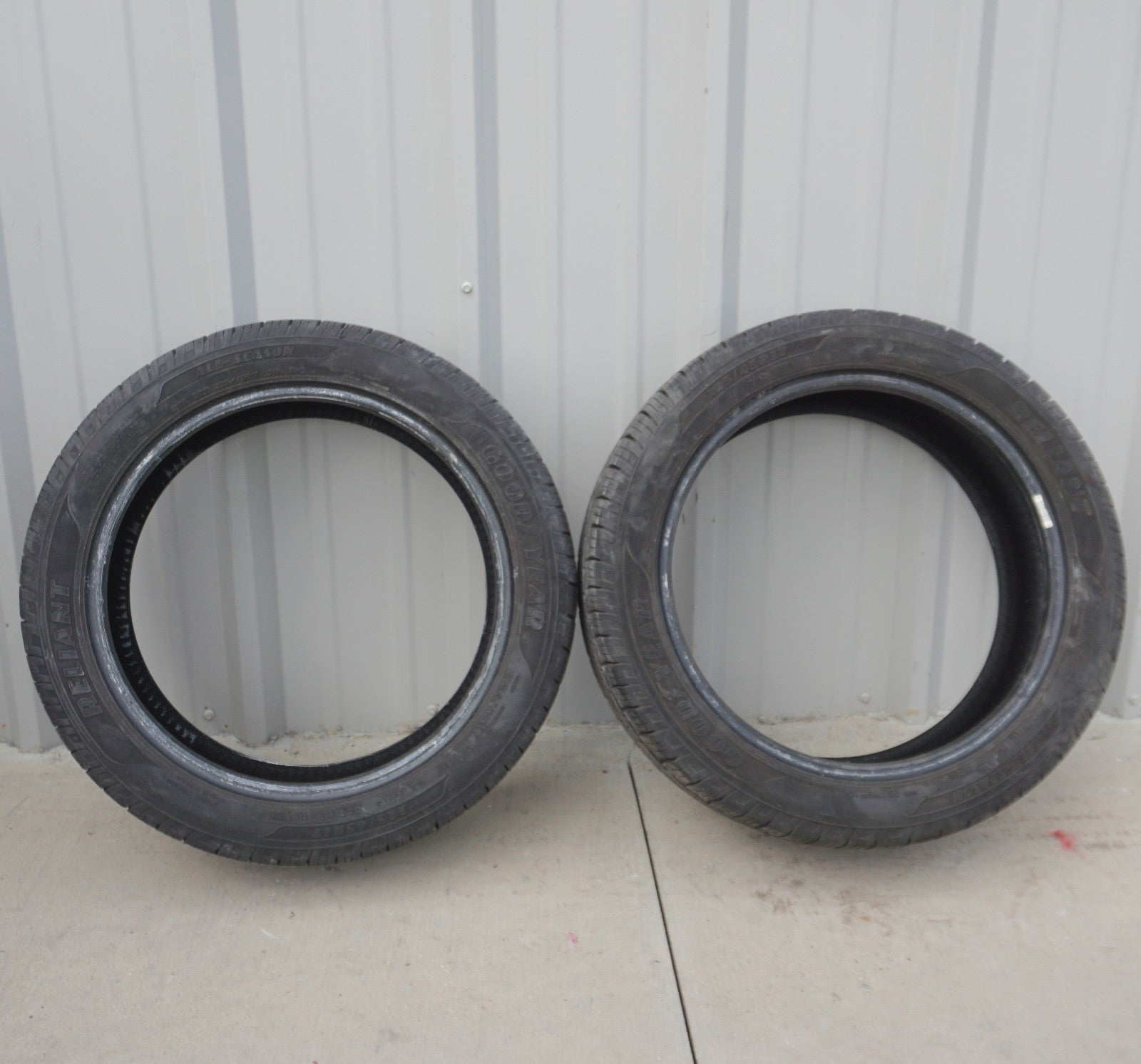 Set of 2 Used 225/45R17 Goodyear Reliant All-season - 91V - 8/32