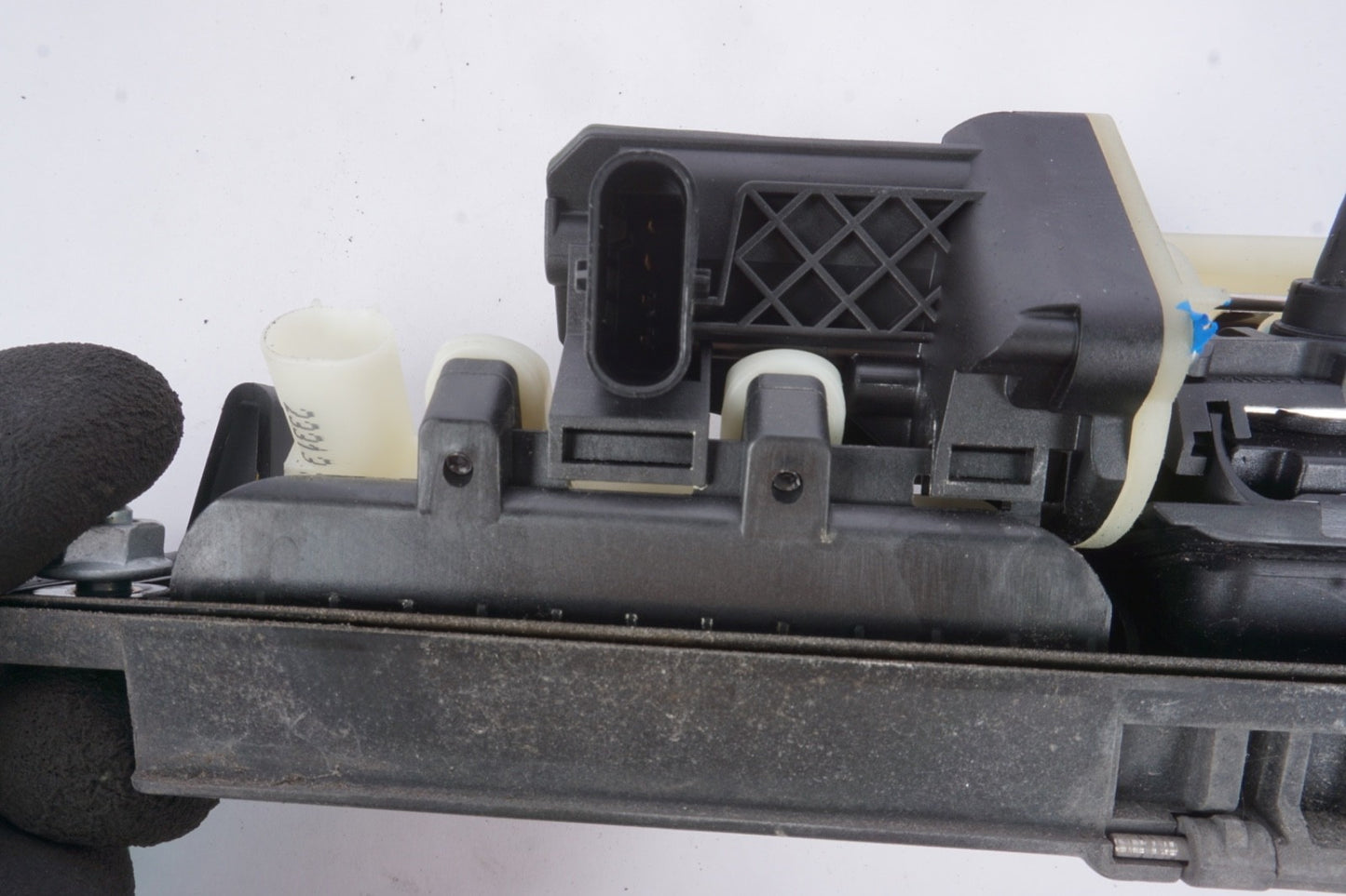 14-17 Mercedes W222 S63 AMG S600 Trunk Tailgate Release Open Handle w/Camera OEM