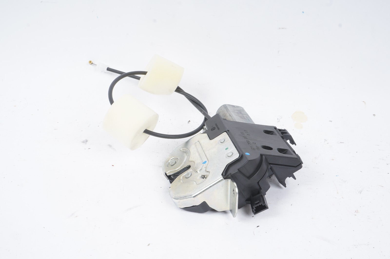 07-13 Mercedes W221 S550 CL600 S400 Rear Trunk Lid Latch Lock Actuator OEM