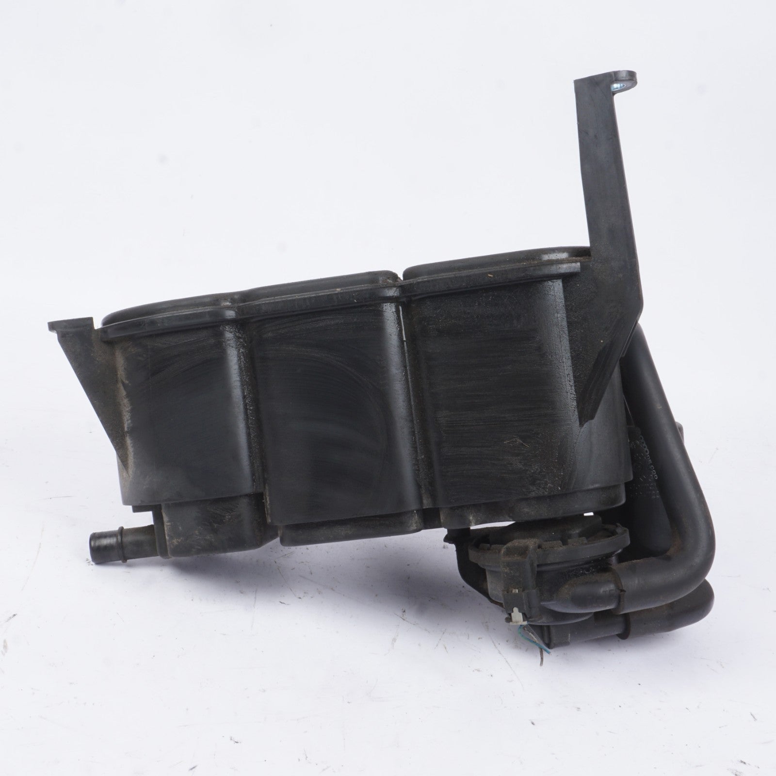 2011 - 2019 Audi A8 S8 Q7 Charcoal Filter With Leak Detection Pump OEM