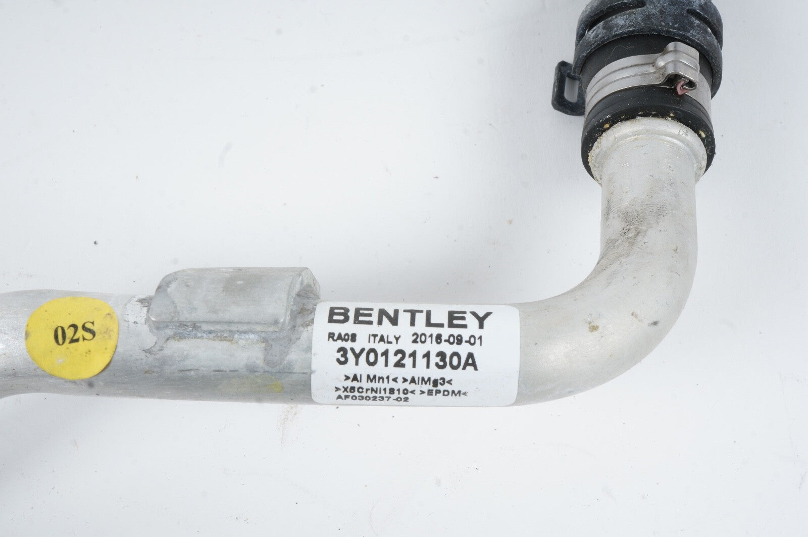 2010 - 2020 Bentley Mulsanne Engine Heater Water Coolant Hose Pipe Line