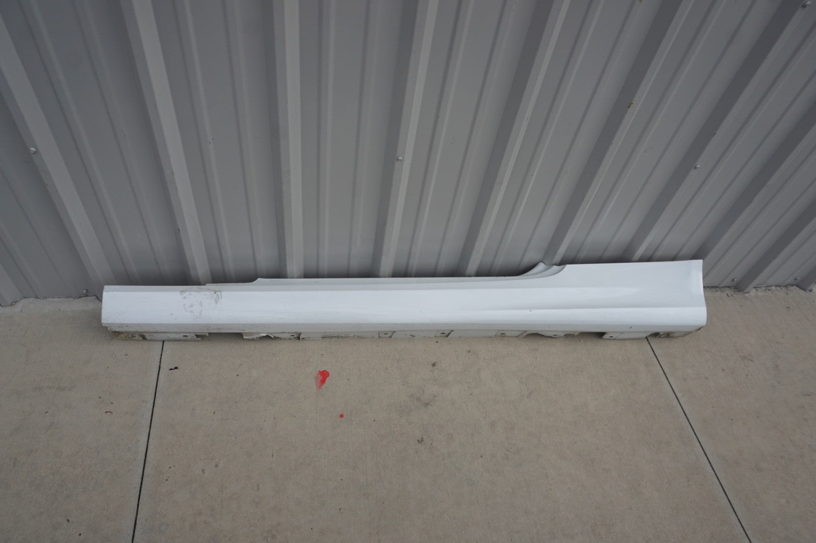 2011-2013 BMW E92 E93 328i 335i RIGHT RH ROCKER PANEL SIDE SKIRT OEM