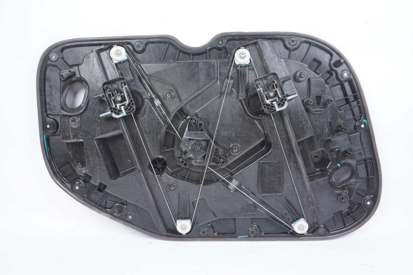 21-23 POLESTAR 2 FRONT RIGHT PASSENGER SIDE DOOR WINDOW REGULATOR & CARRIER OEM