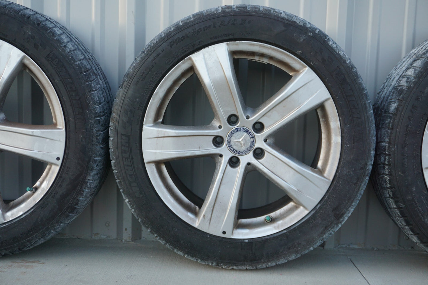 07-13 Mercedes W221 S550 CL500 Alloy Wheel Rim 9.5Jx19H2 & Tire SET Of 4 OEM