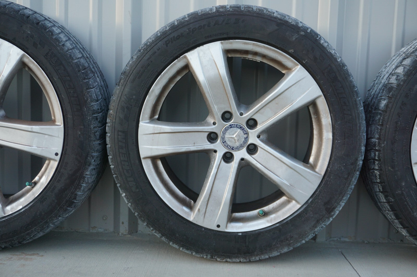 07-13 Mercedes W221 S550 CL500 Alloy Wheel Rim 9.5Jx19H2 & Tire SET Of 4 OEM