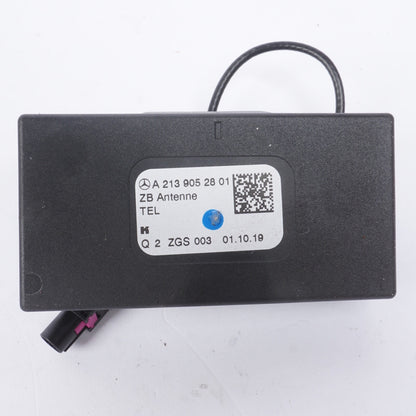 17-20 Mercedes GLA250 X156 OEM Radio Antenna Amp Amplifier Module