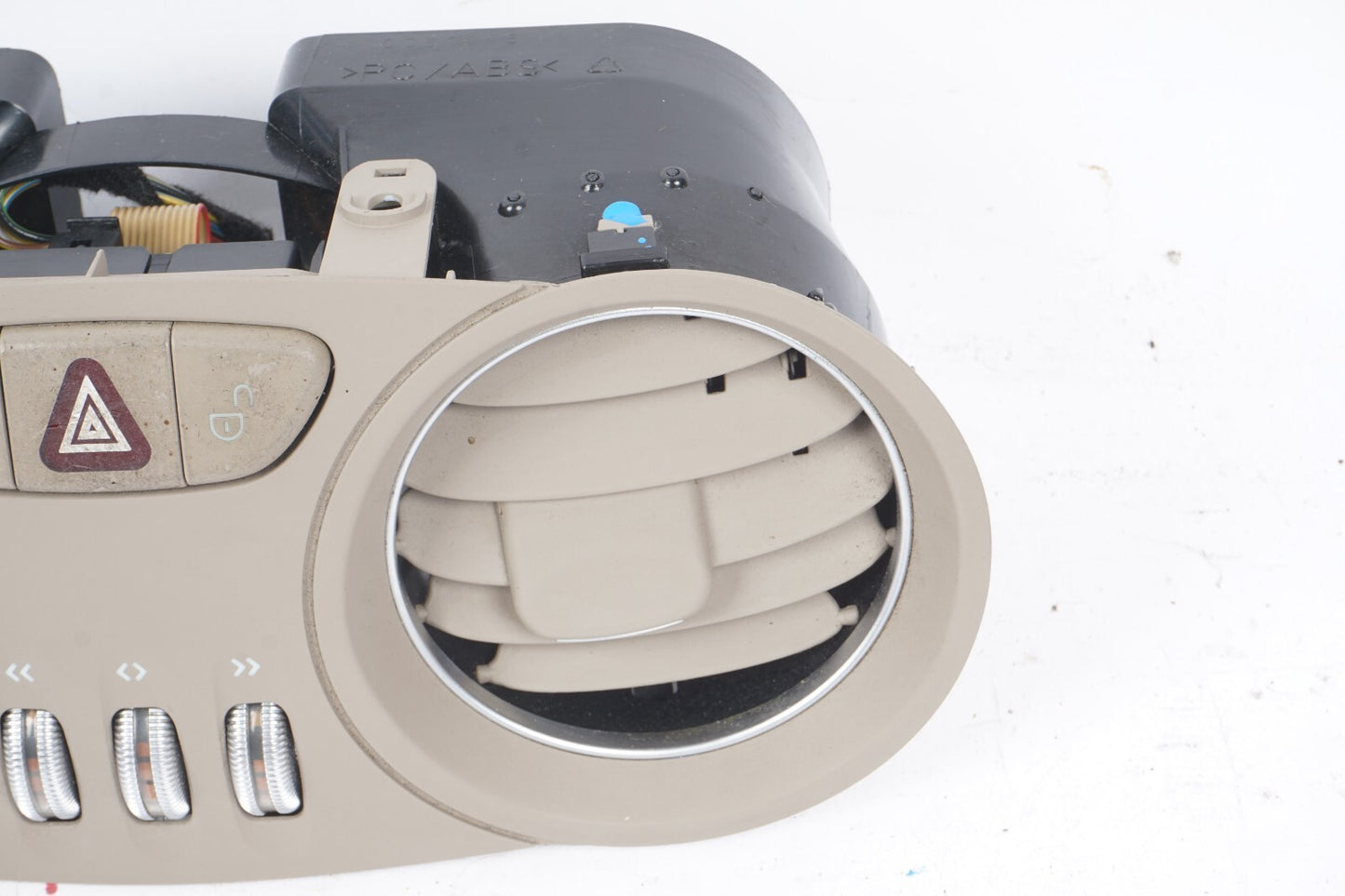03-06 Mercedes R230 SL500 SL55 AMG Center Dashboard Hazard Dash Air Vent OEM