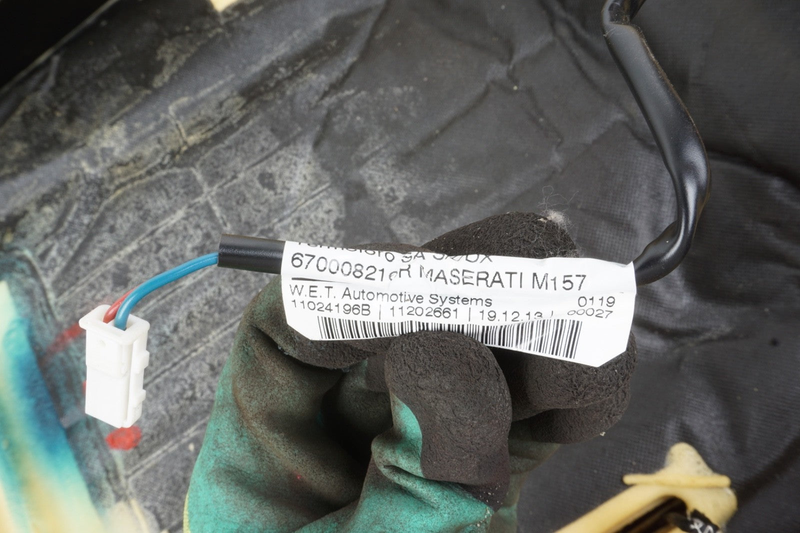 2014 - 2017 Maserati Ghibli Front Right Side Top Upper Seat Back Rest