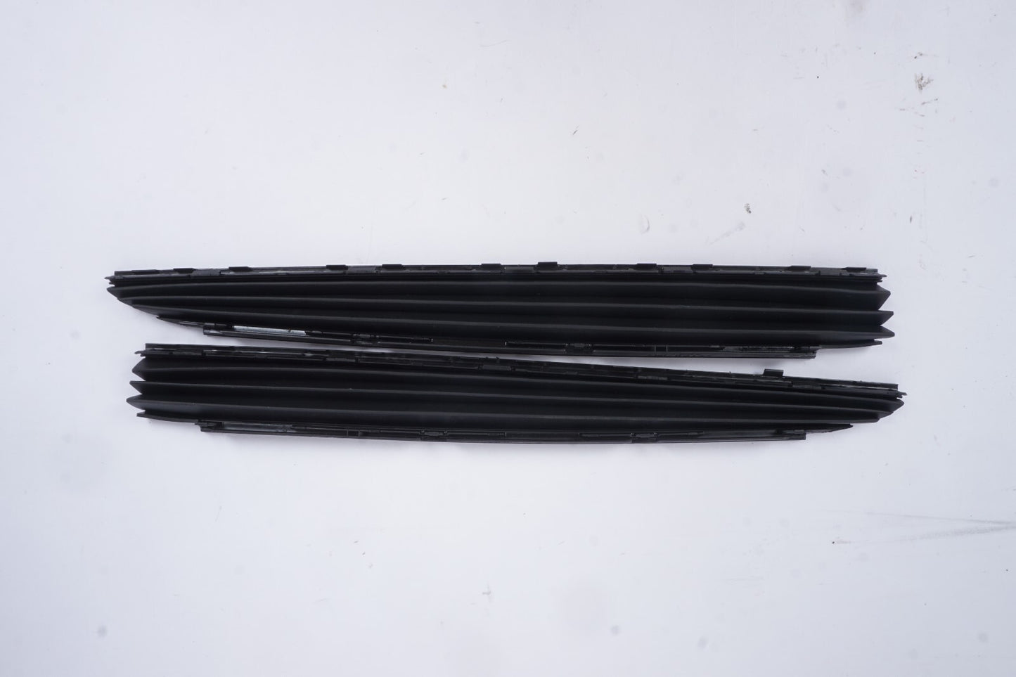 06-11 Mercedes ML350 ML500 Sunroof Seal Trim Left & Right OEM