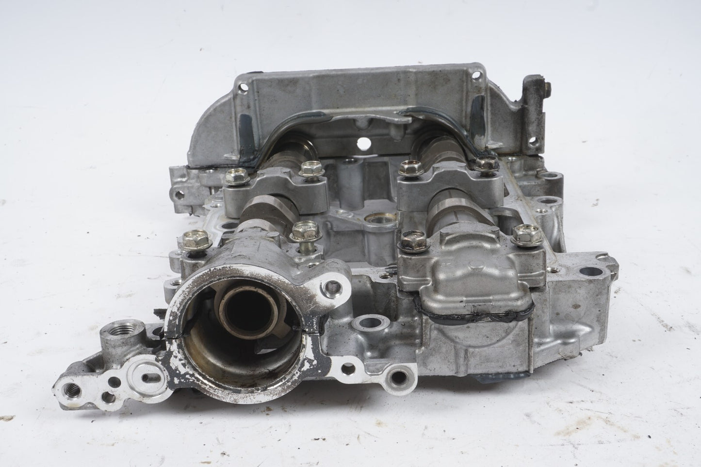 2011-2013 BMW 550I GT F07 N63 4.4L CAMSHAFTS WITH TRAY RIGHT PASSENGER SIDE OEM