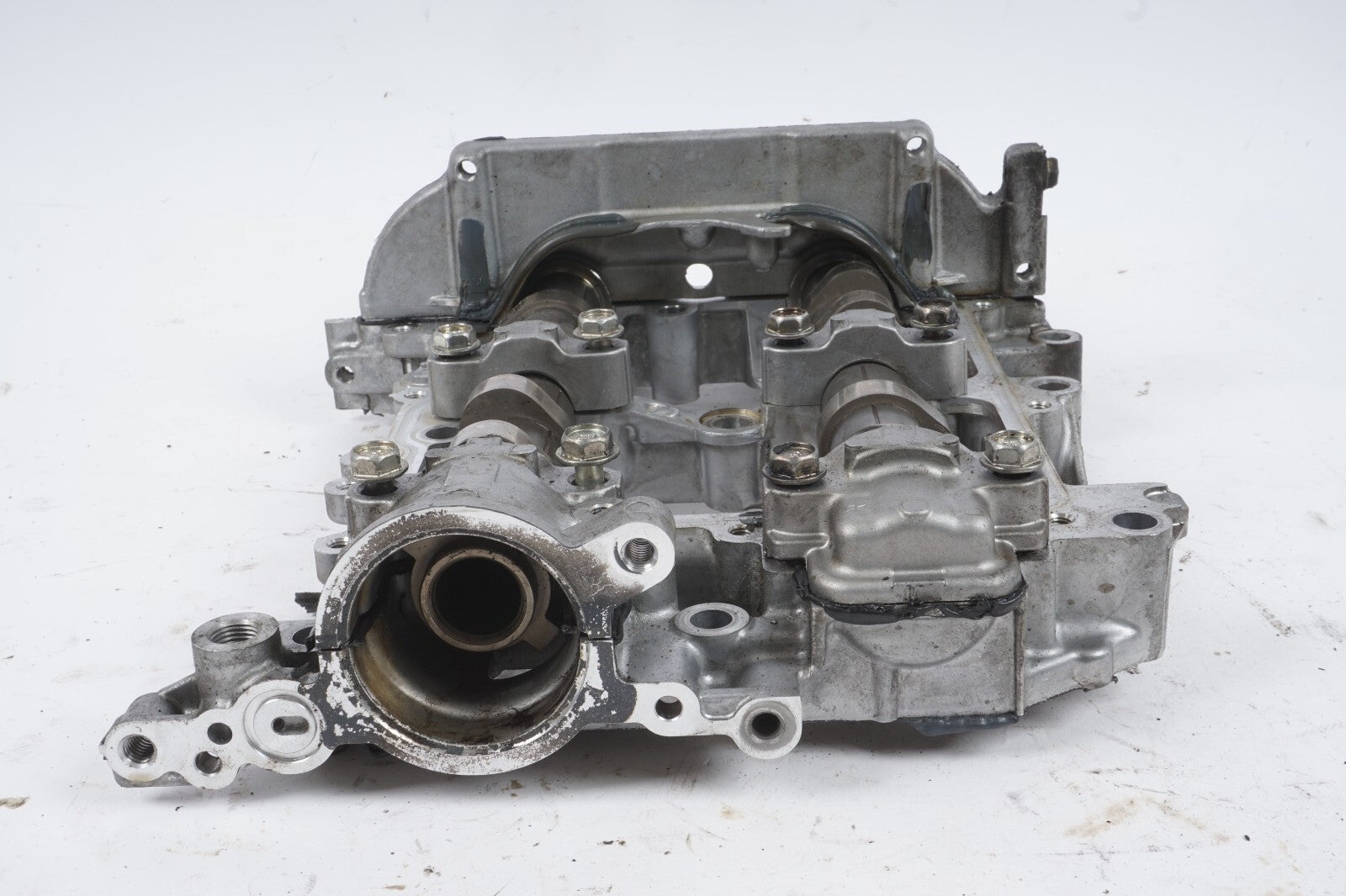 2011-2013 BMW 550I GT F07 N63 4.4L CAMSHAFTS WITH TRAY RIGHT PASSENGER SIDE OEM