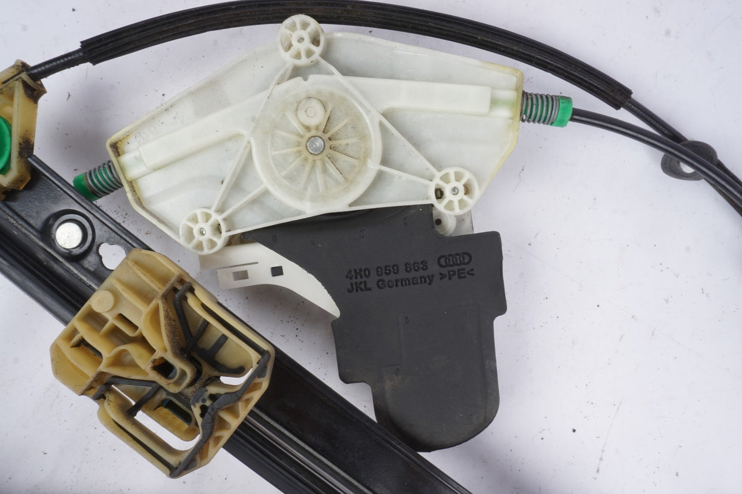 2011 - 2018 AUDI A8 A8L FRONT LEFT DRIVER SIDE DOOR WINDOW REGULATOR OEM
