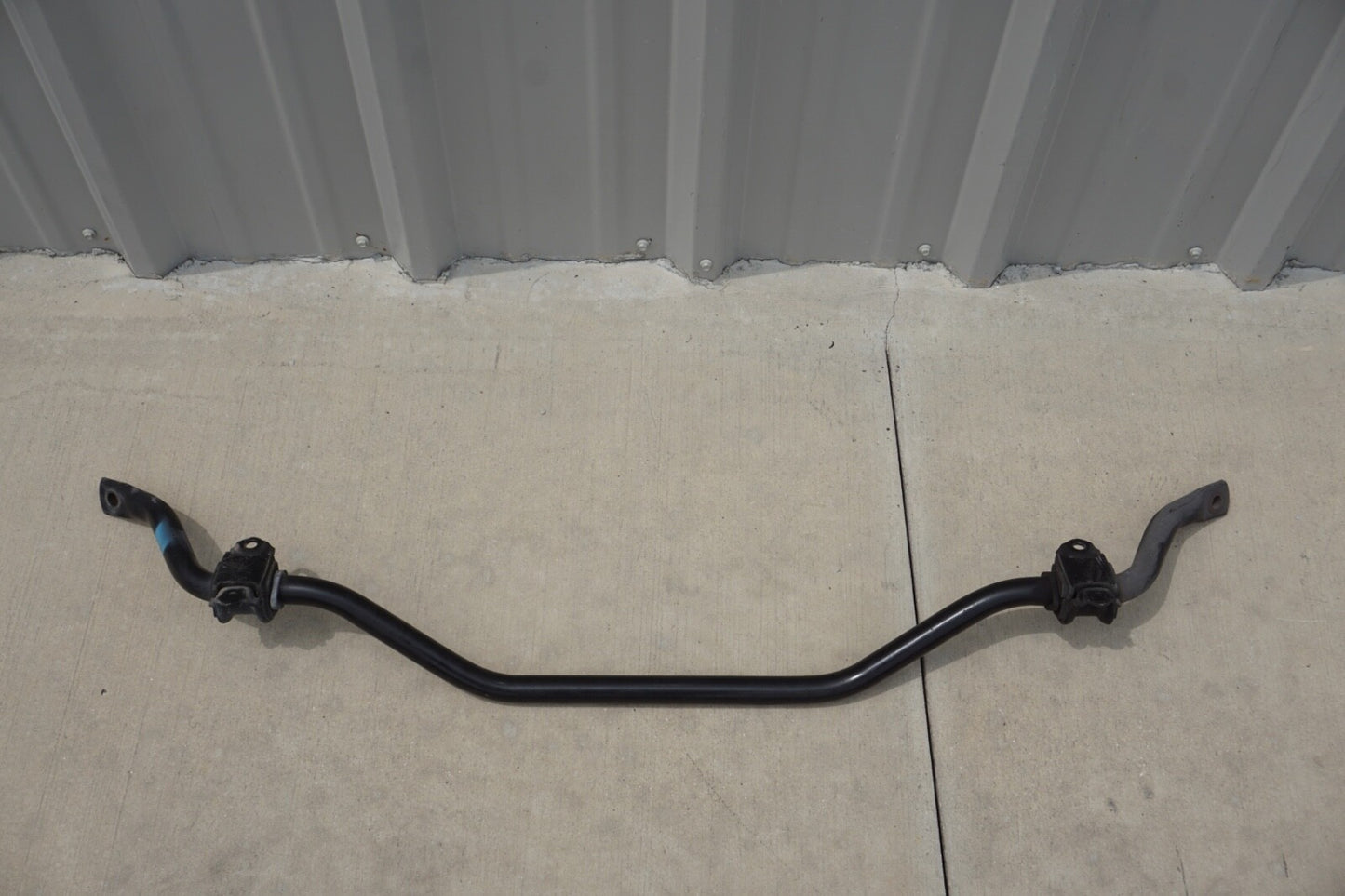 10-15 LEXUS IS350 IS250 CONVERTIBLE Front Stabilizer Sway Bar 48811-30661