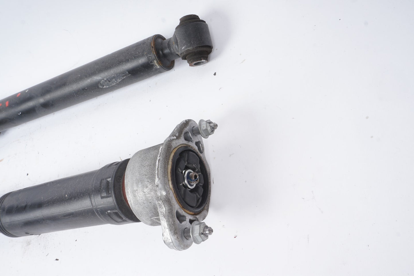 11-17 Mercedes E350 E550 Convertible Rear Shock Strut Absorber Lh & Rh OEM