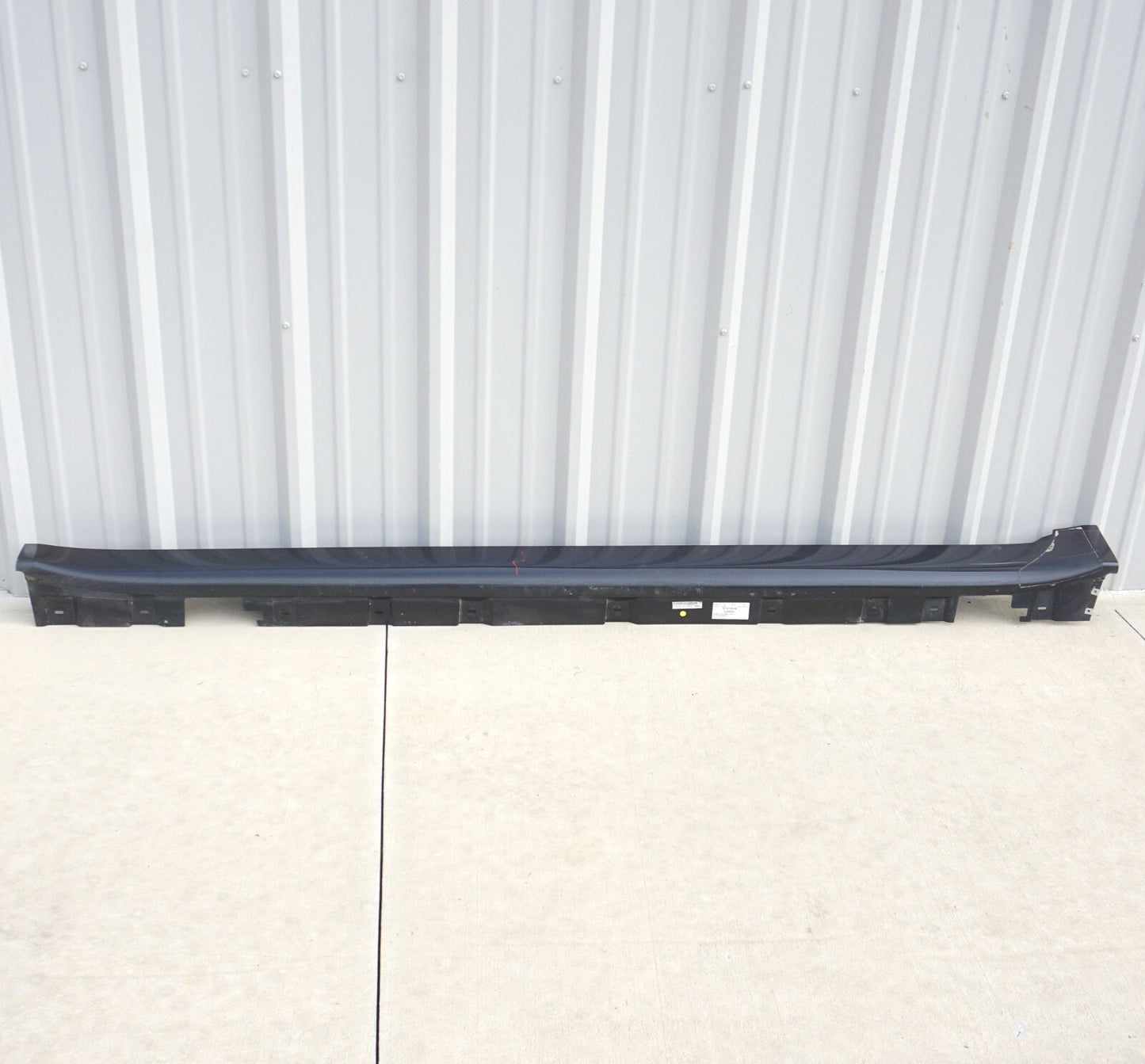 09-15 BMW F02 750Li LEFT DRIVER ROCKER PANEL SKIRT MOLDING BLACK OEM