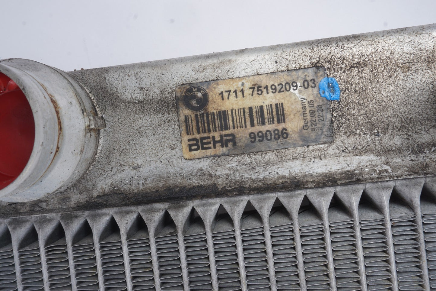 2006 - 2010  BMW 650i E63 E64 Radiator Mount Plate 7534907 OEM