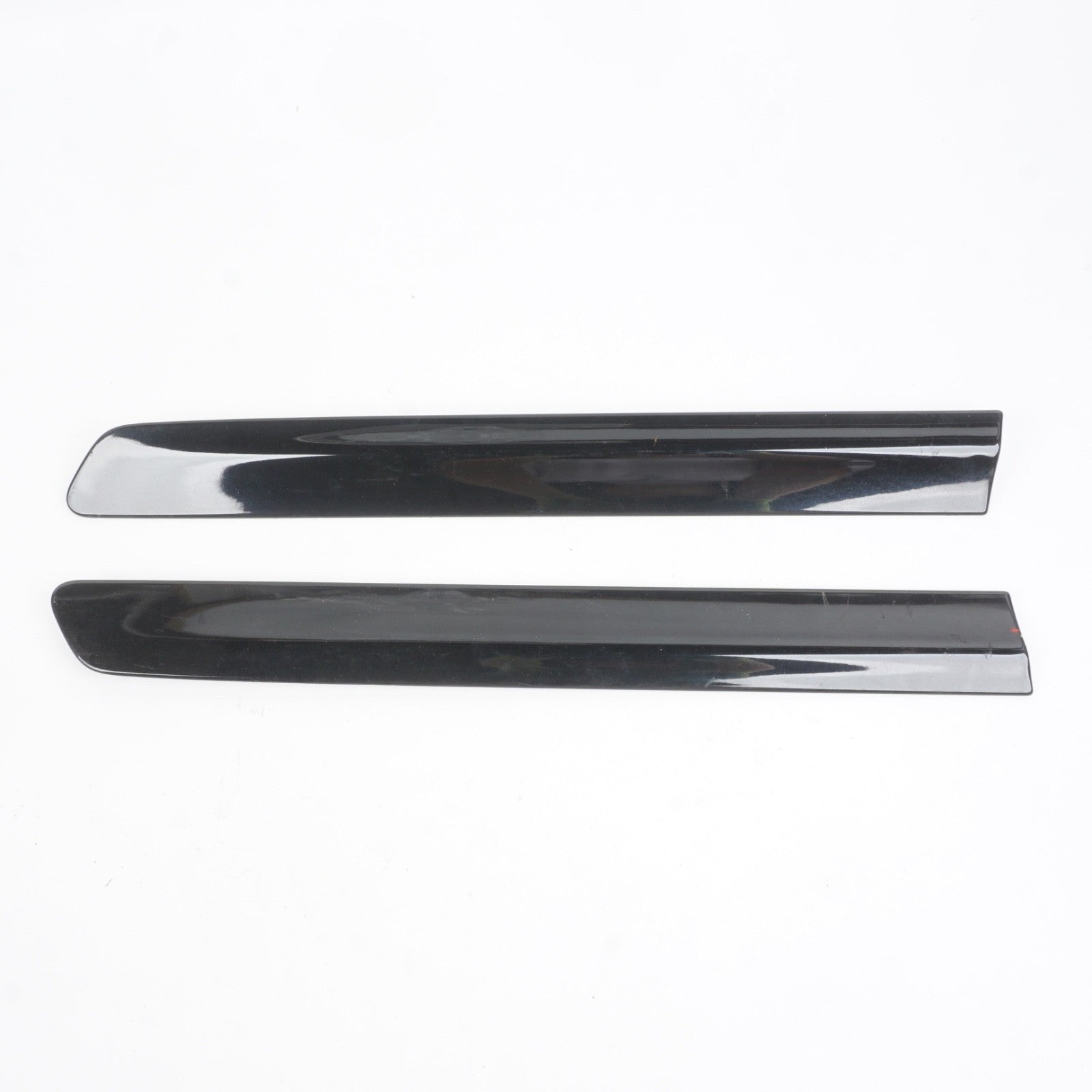2006-2013 VOLVO C70 Left Right Rear Quarter Panel Outer Trim Molding Black OEM