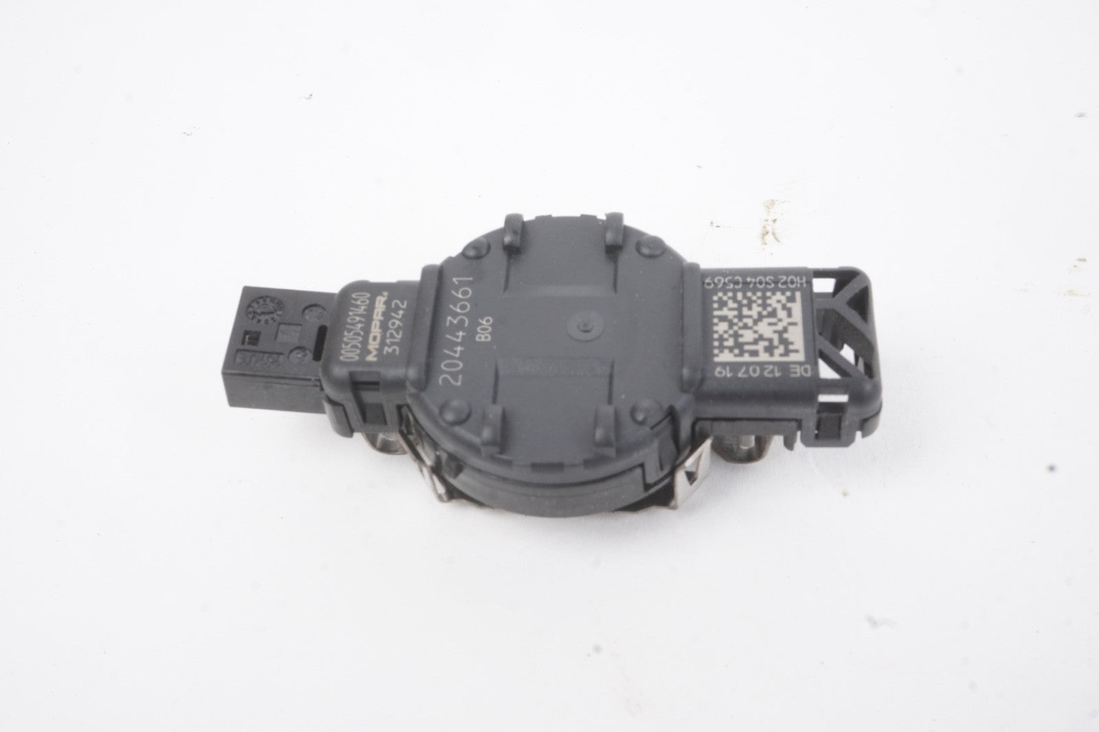 2017 - 2022 Alfa Romeo Giulia Windshield Rain Sensor OEM