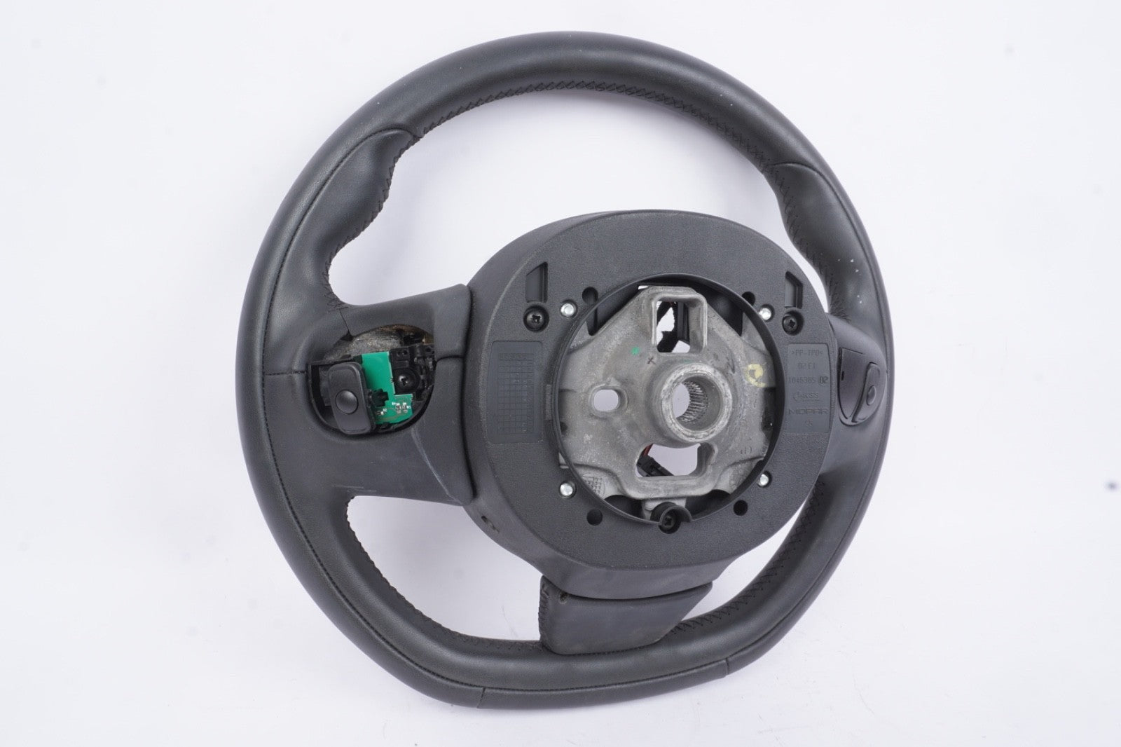 2016 - 2018 FIAT 500X DRIVER STEERING WHEEL W/AUDIO CRUISE CONTROL SWITCHES OEM