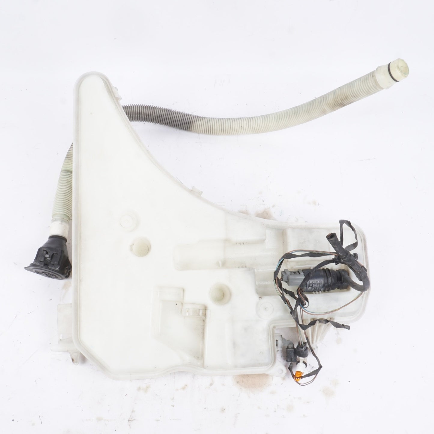 2008 - 2012 BMW 335i 335xi 328i E92 Coupe Windshield Washer Tank