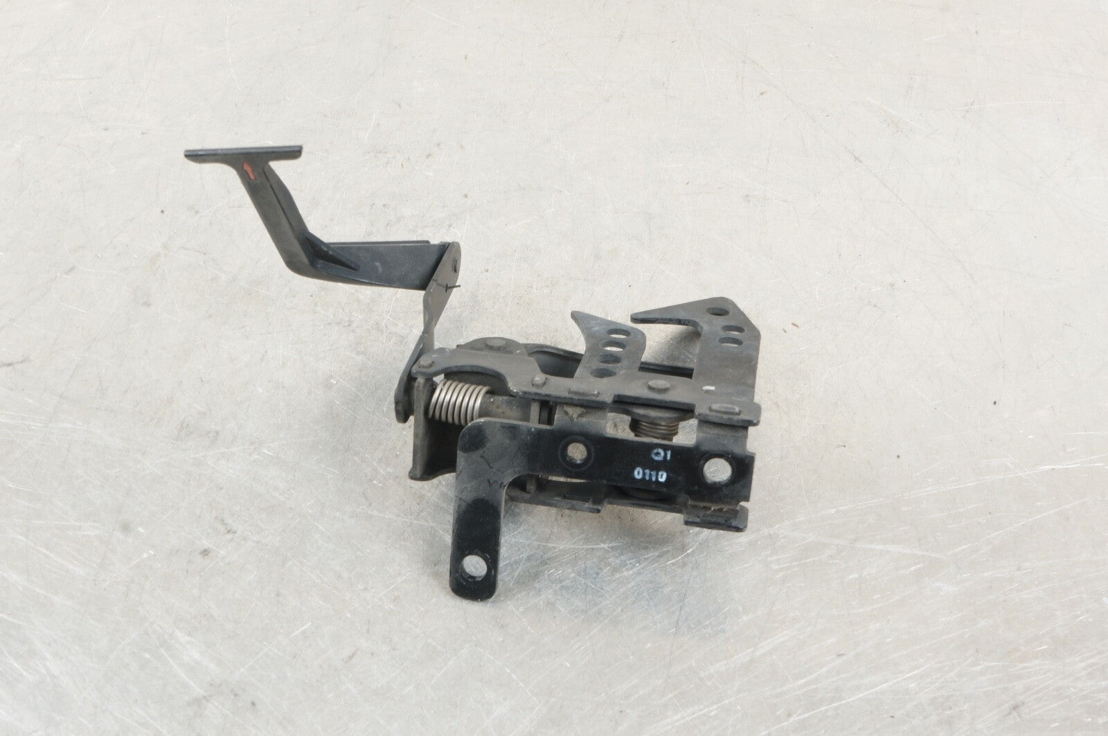 2007 - 2013 MERCEDES W221 S550 S600 CL550 HOOD LOCK LATCH CATCH HINGE HANDLE