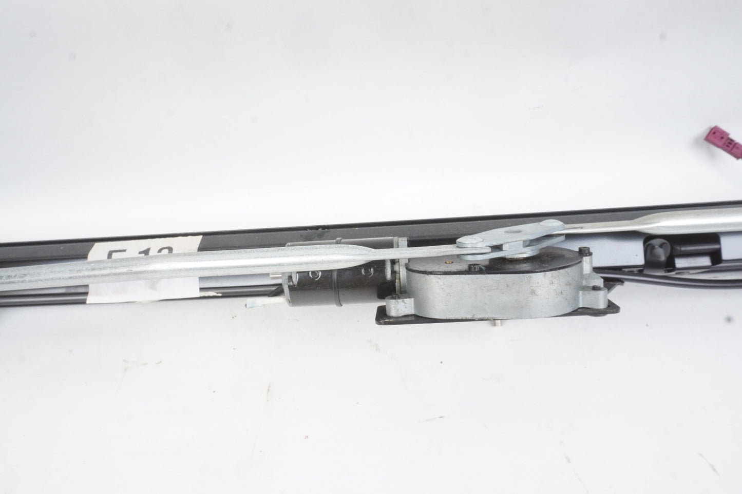 12-18 BMW F12  F13 650i 640i M6 COUPE REAR WINDOW SUN SHADE ROLLER BLIND CURTAIN
