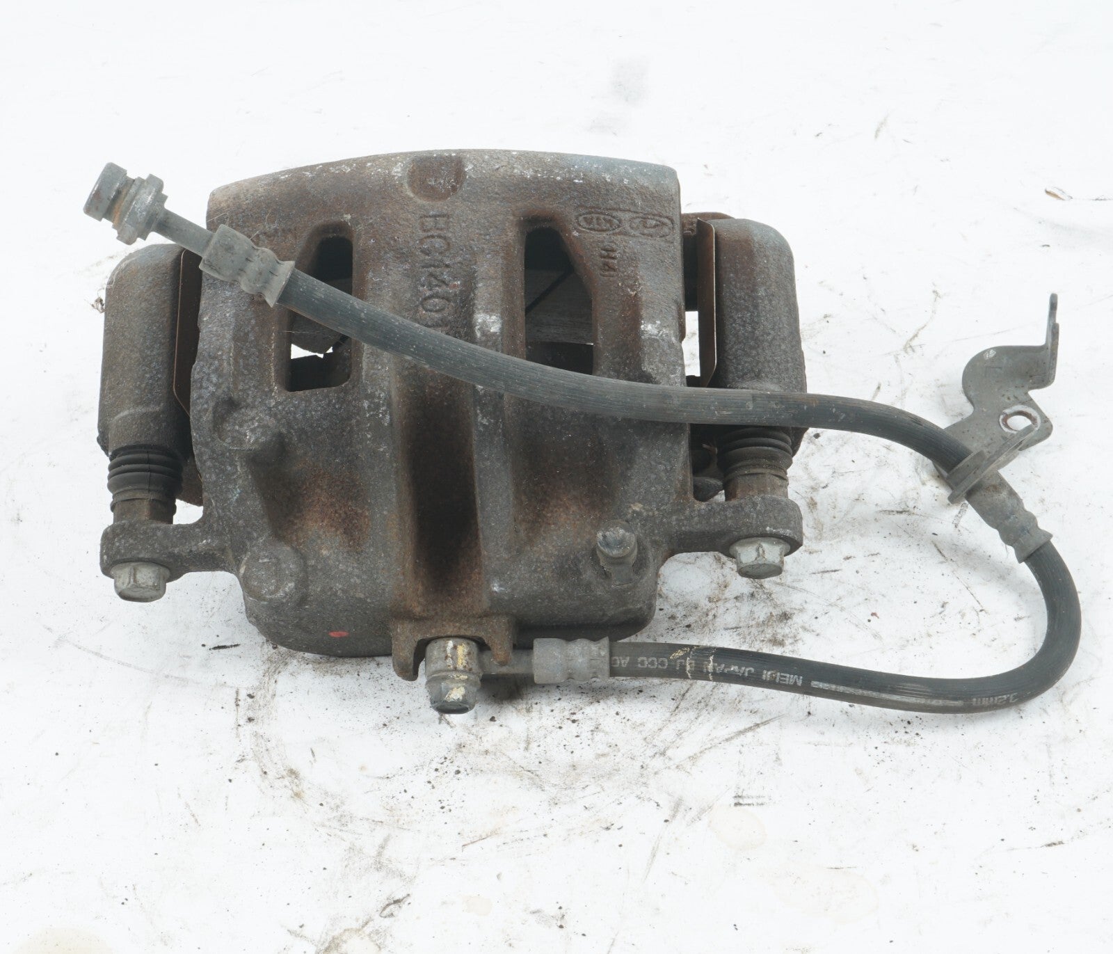2013-2018 HYUNDAI SANTA FE FRONT BRAKE CALIPER LEFT DRIVER SIDE OEM