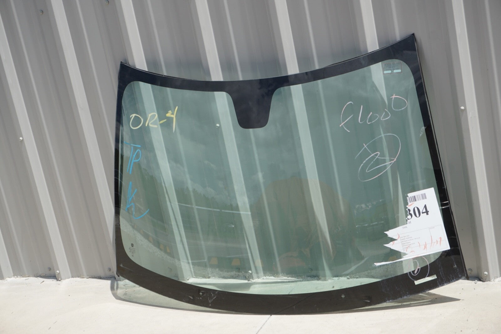 2014 - 2020 FIAT 500L FRONT WINDSHIELD WINDOW GLASS OEM
