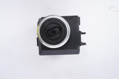 2016 - 2020 MERCEDES GLA250 X156 ENGINE IGNITION START STOP SWITCH BUTTON OEM