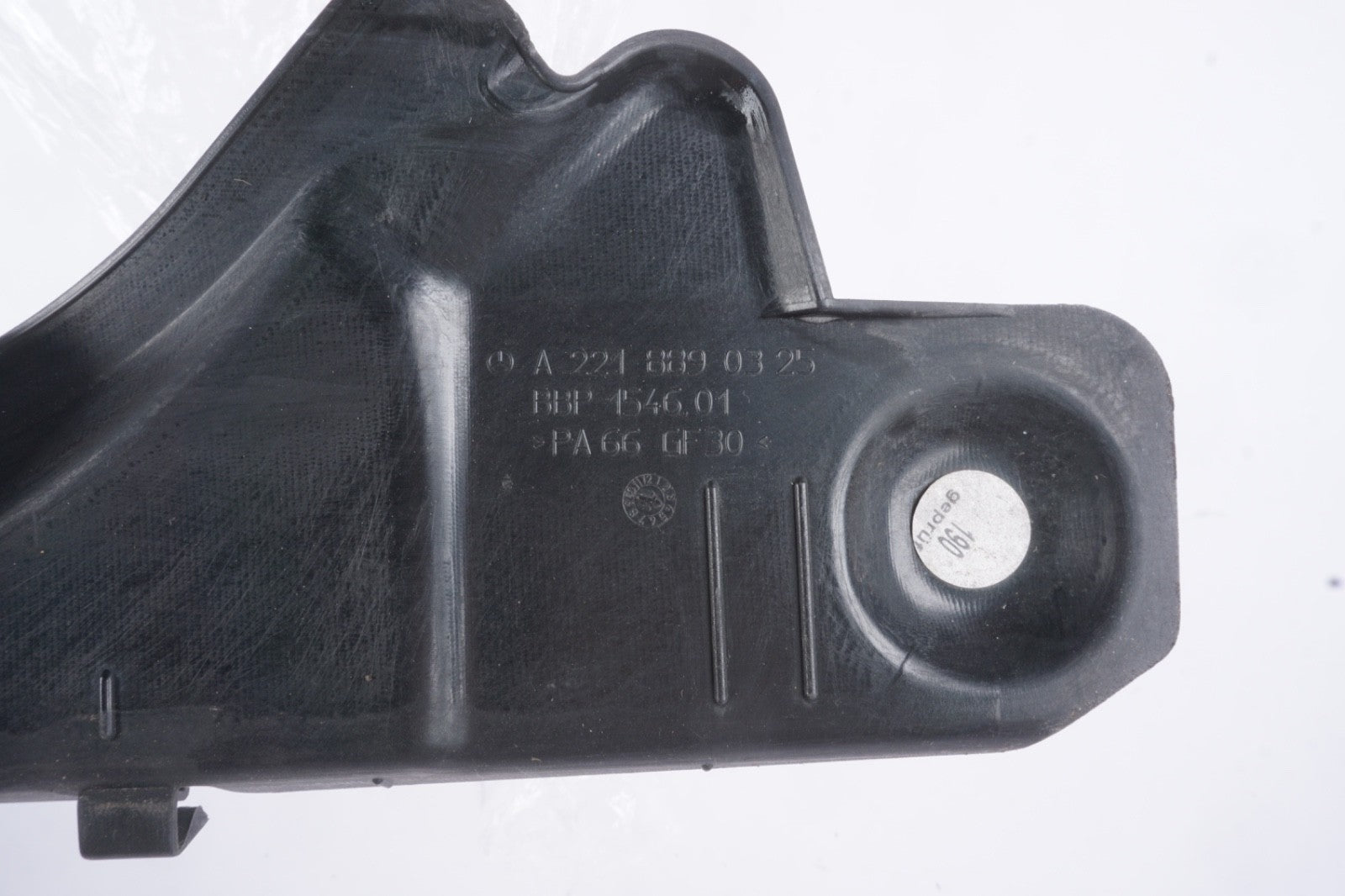 2007 - 2013 Mercedes Benz S Class W221 Support Bracket Fender Front Left Right
